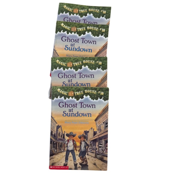 📚 Magic Tree House #10 – Ghost Town at Sundown (Set of 4) - Picture 1 of 5